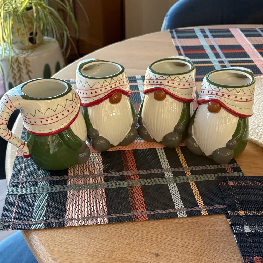 Pottery barn Gnome Mugs Set